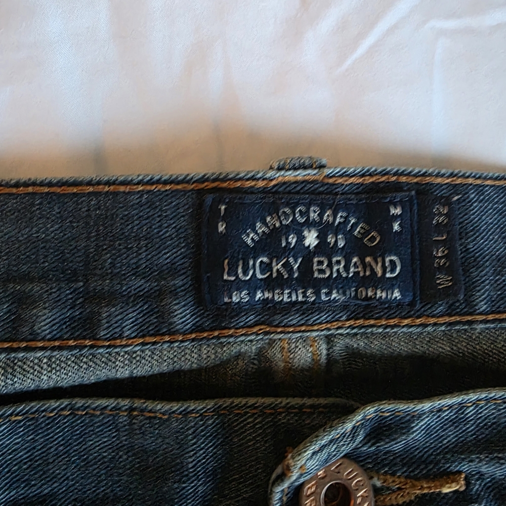 Lucky Brand 363 Vintage Straight Jeans Men’s 36x32 Medium Wash Distressed Casual - Picture 4 of 7